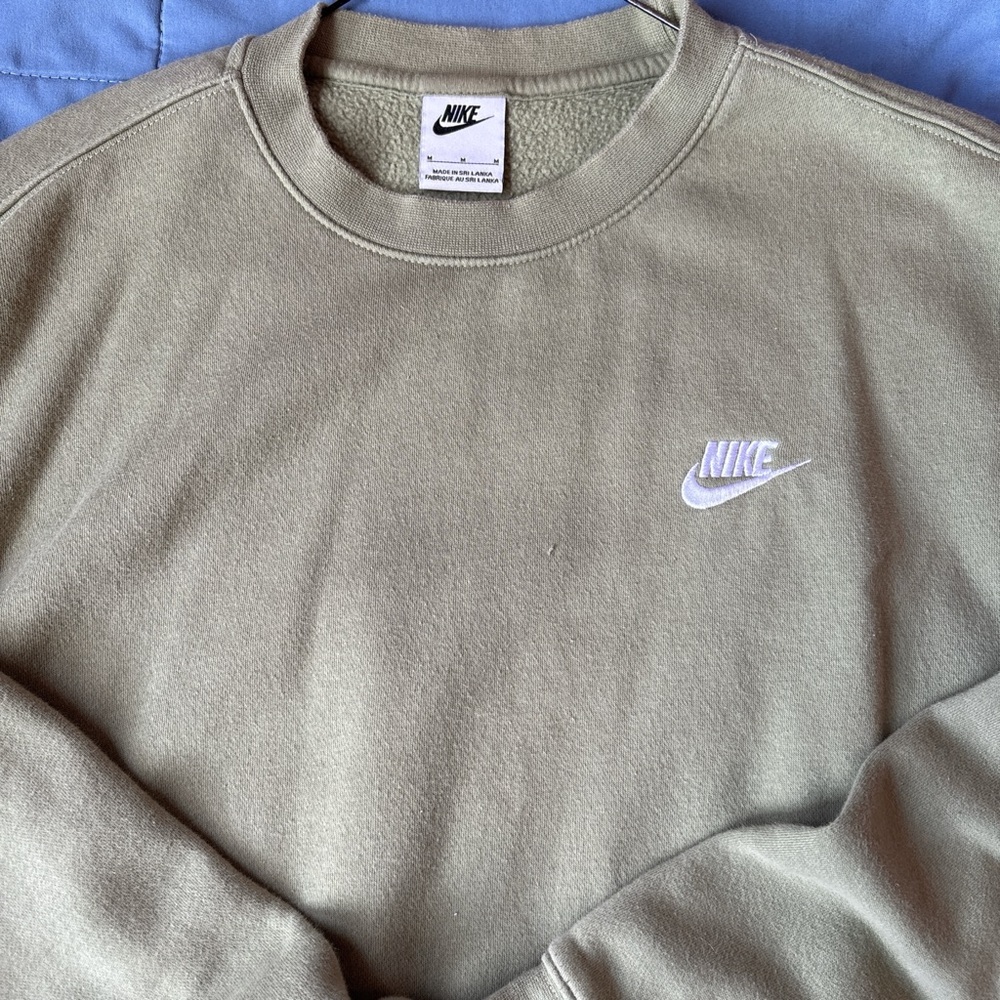 Nike Green Crewneck Sweater Essential Casual Wear